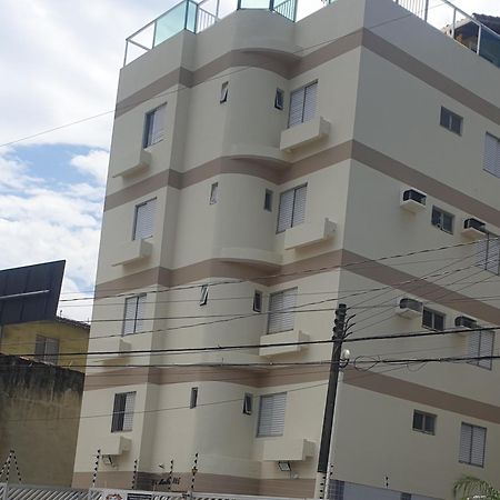 Апартаменти Apartamento 400 Metros Praia Da Enseada Гуаружа Екстер'єр фото