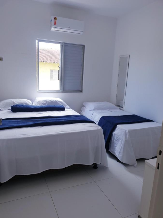 Апартаменти Apartamento 400 Metros Praia Da Enseada Гуаружа Екстер'єр фото